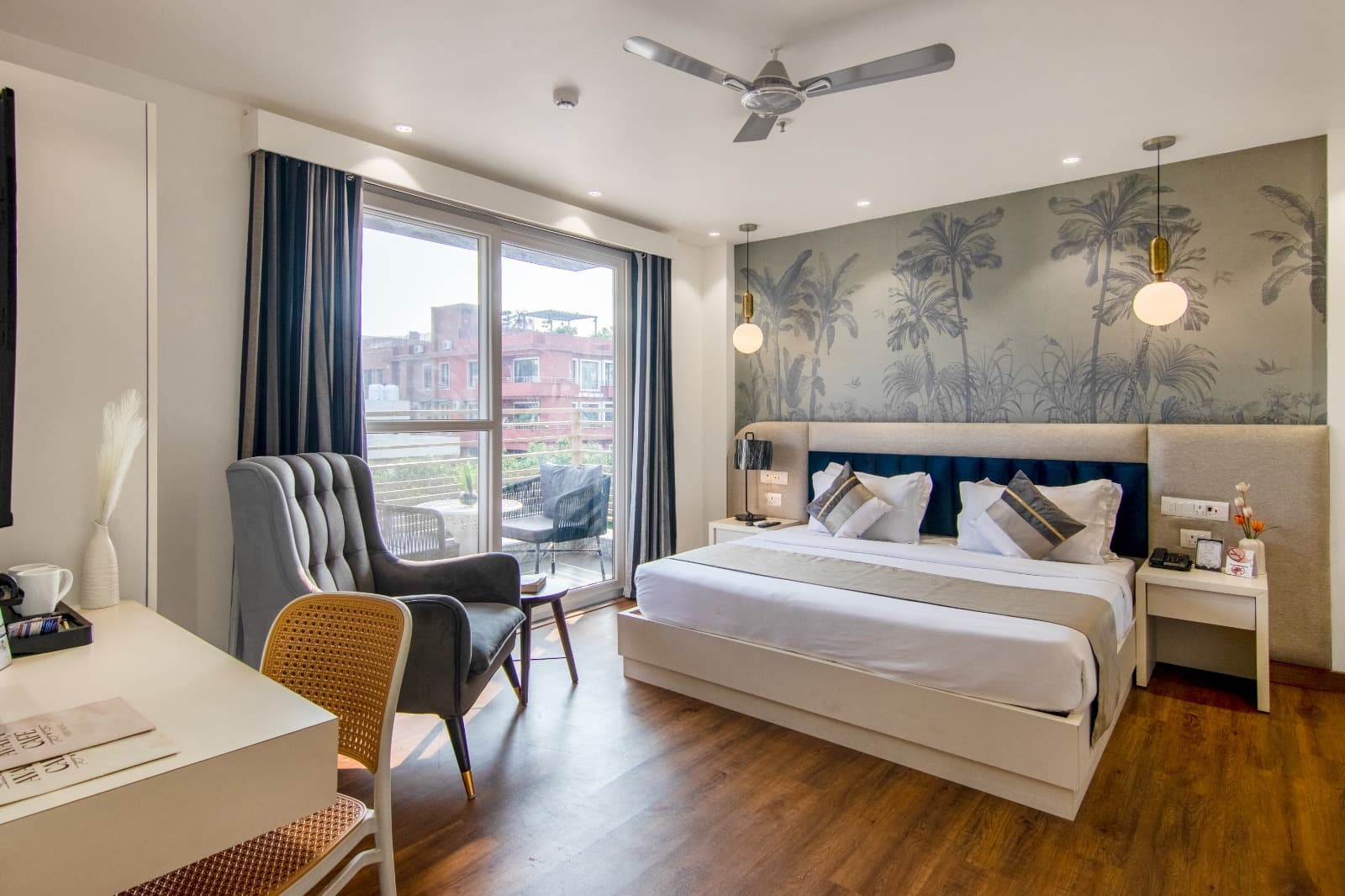 Hotels Near Safdarjung Enclave Delhi