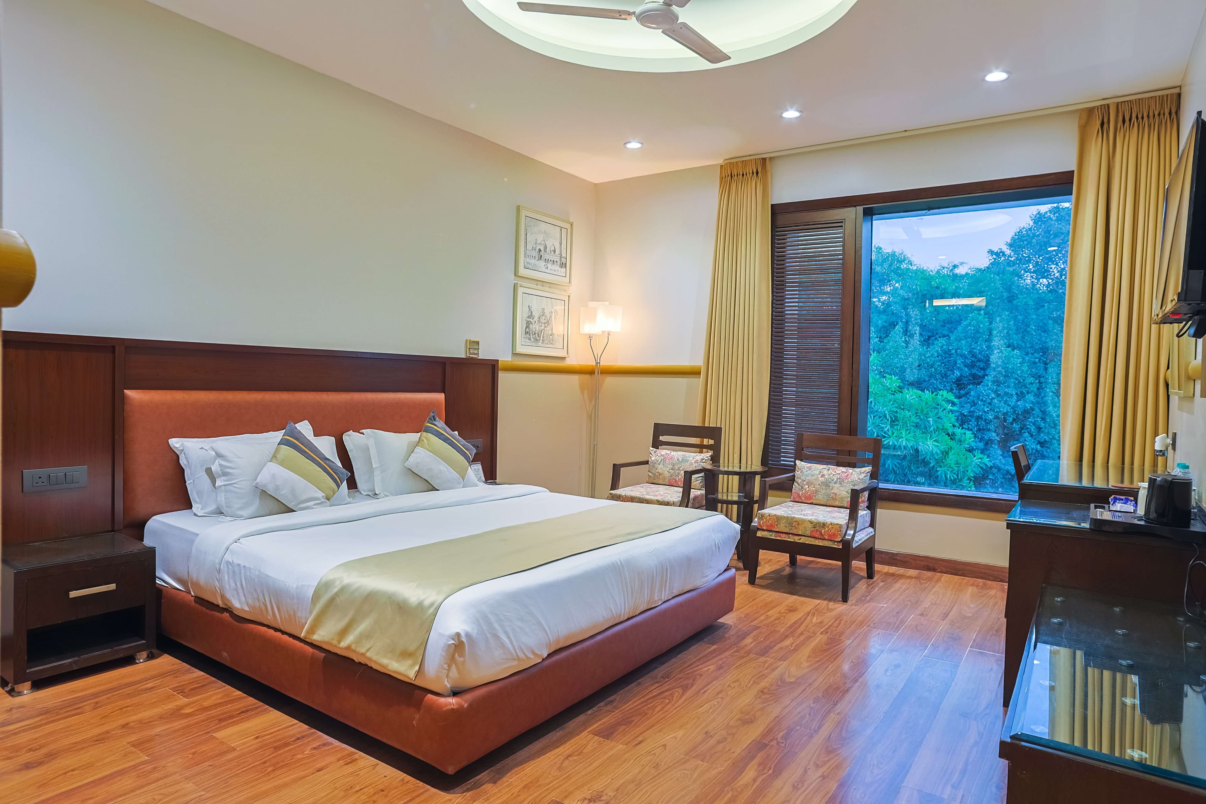 Amber Inn by Orion Hotels - Image 8