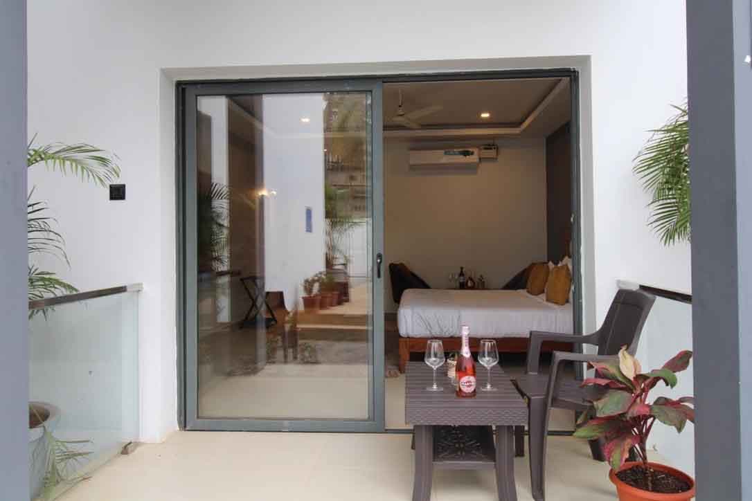 asar Upper House – Morjim Beach by Orion Hotels - Image 2