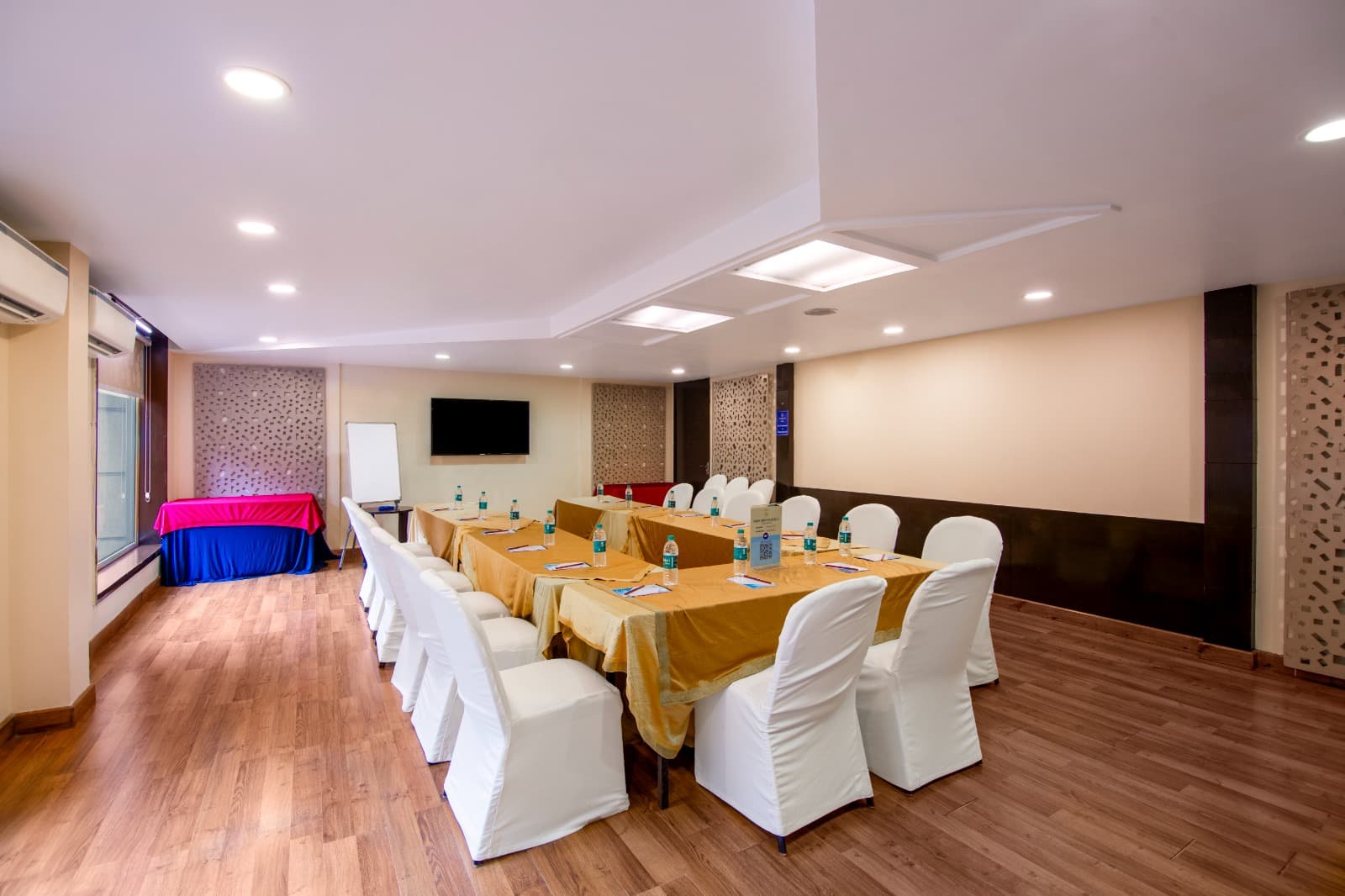 The Grand Orion Board Room - Image 2
