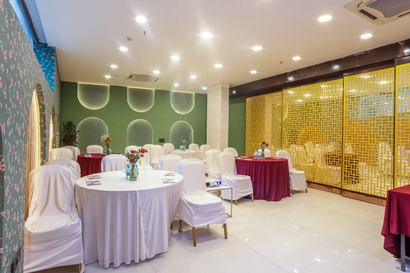 Amber Inn Banquet Hall - Image 4