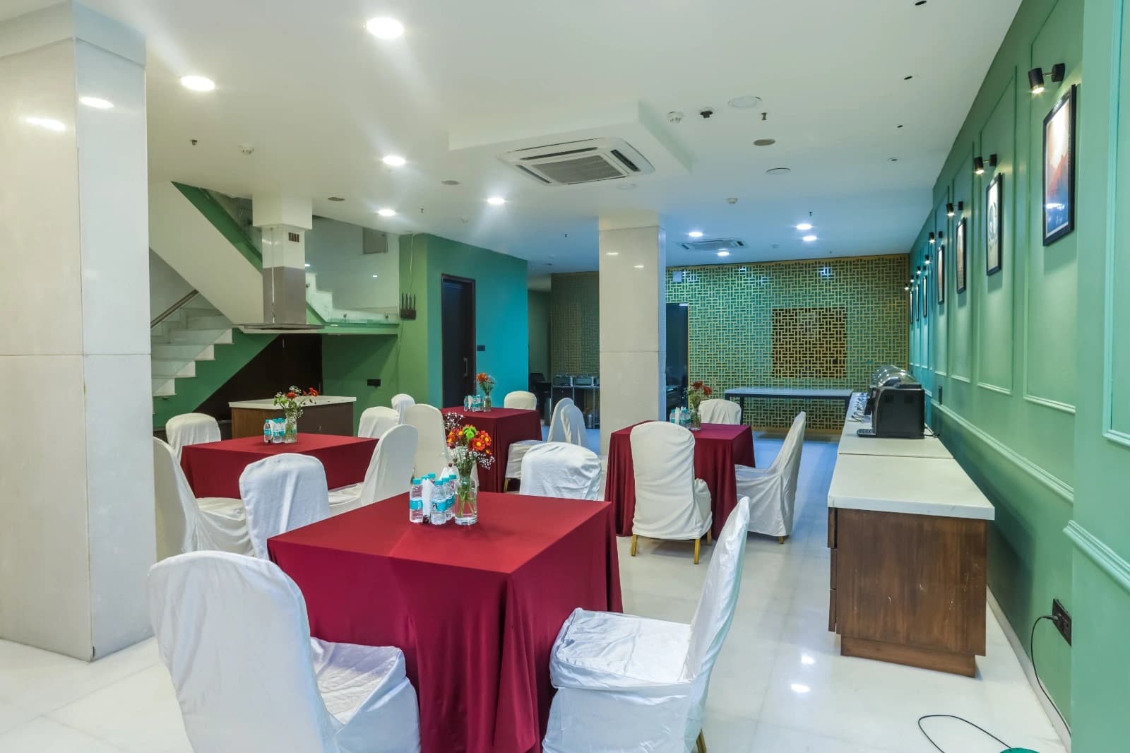 Amber Inn Banquet Hall - Image 6