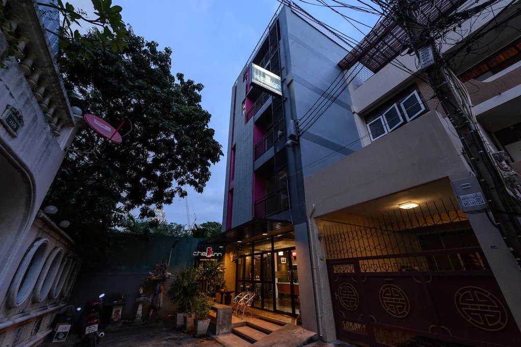 Checkin Hostel - 1