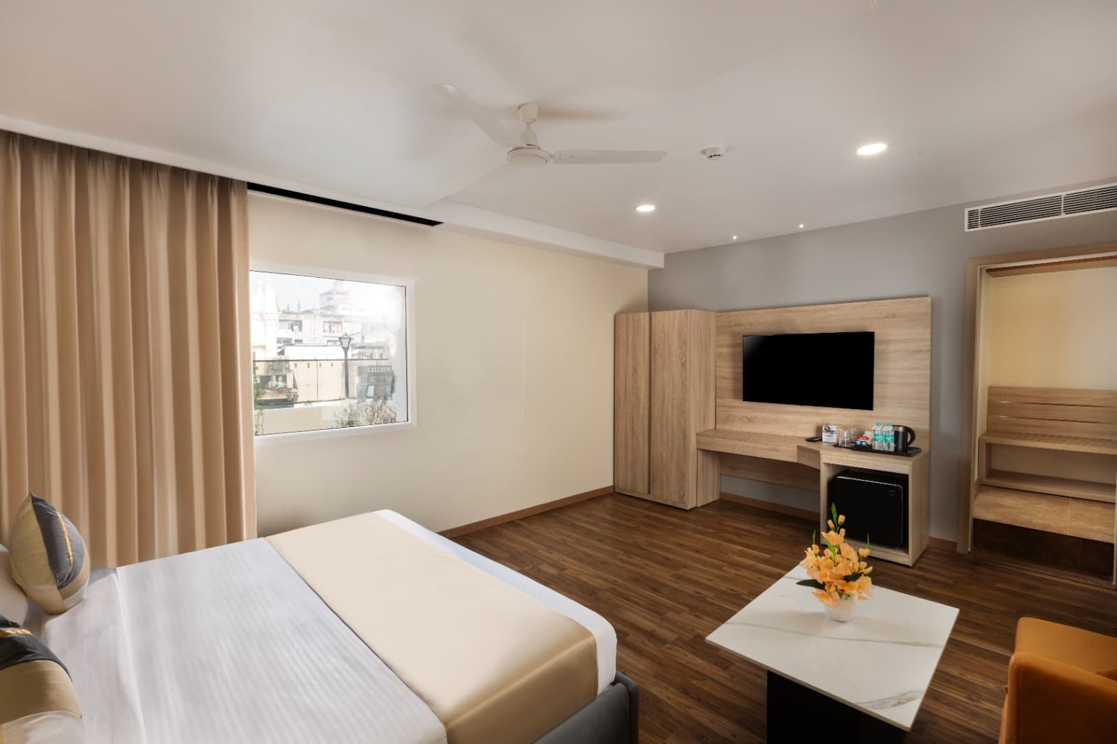 asar Capoors Hotel Hazratganj by Orion Hotels - Image 18